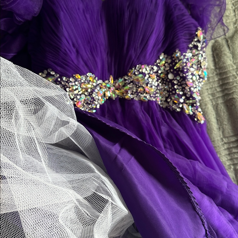Jolene Rhinestone Gown - Picture 4 of 7